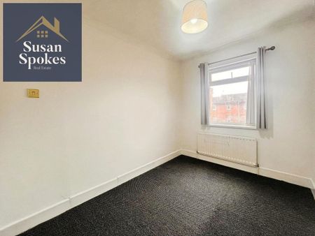 3 bedroom flat to rent - Photo 5