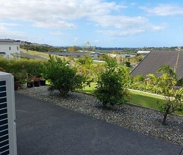 Scenic 2BR Flat in Silverdale! - Photo 4