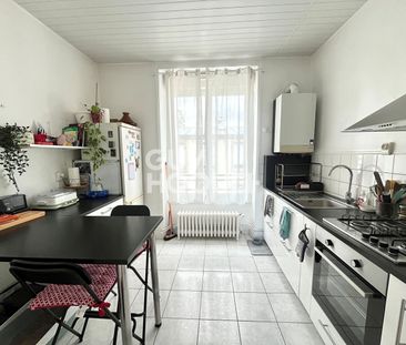 Location Appartement 3 pièces 66m² - Photo 3