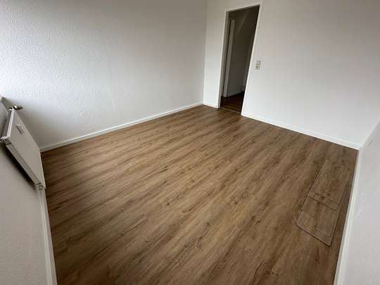 Wohnen über zwei Etagen- 5. OG = DG - Süd-Balkon- Lift + Extra Arbeitsplatz - Foto 1