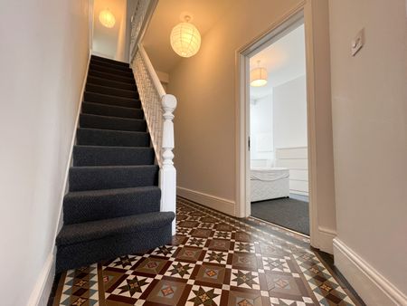 Pentyrch Street, Cathays - Photo 4