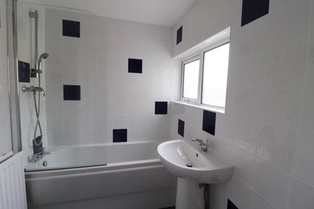 Markhams Chase, Basildon, Property for rent - Photo 4