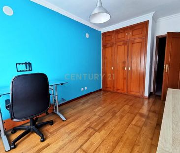 Algueirão-Mem Martins, Lisbon - Photo 5