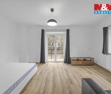 Pronájem bytu 1+1 41 m - Photo 2