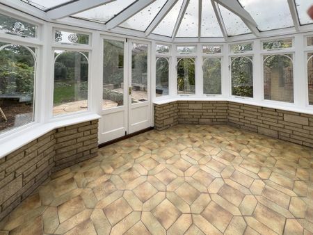 3 bedroom semi-detached house to rent - Photo 2