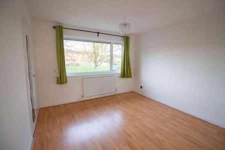 Farley Close, Frome, BA11 - Photo 3