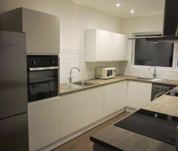 Student Properties to Let - Photo 1