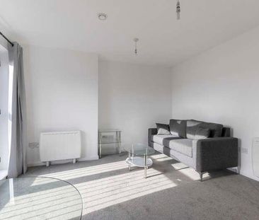 Fleet Street, Swindon, SN1 - Photo 2