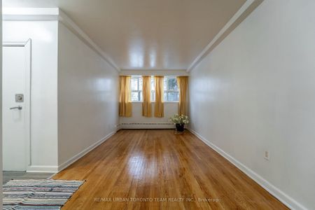 For Lease - 37 Frankdale Avenue Unit# #1, Toronto, Ontario - Photo 2