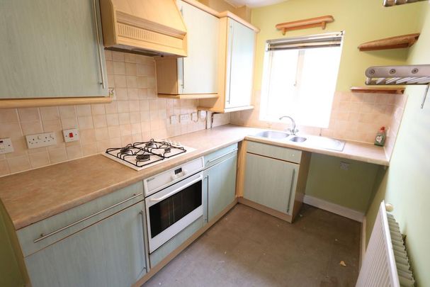 2 bedroom terraced house to rent - Photo 1
