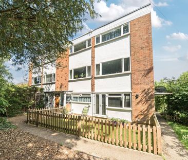 Devoke Way, Walton-On-Thames, Surrey, KT12 - Photo 1