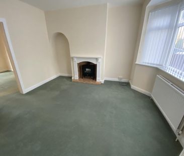 2 bedroom semi-detached house to rent - Photo 2