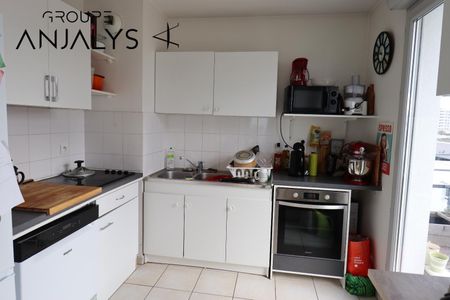 Location Appartement 3 pièces 62m² LYON 8ème - Photo 4