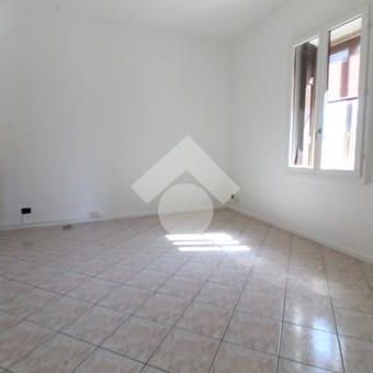 5 locali in affitto - Photo 1
