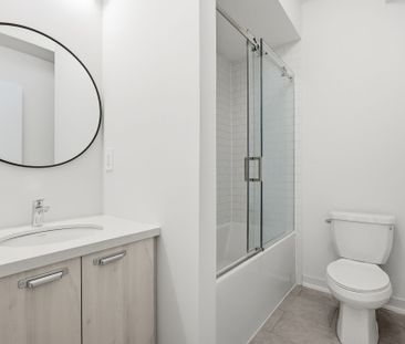 For Lease - 6 Robert Gilpin Lane, Richmond Hill, Ontario - Photo 2