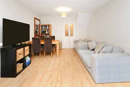 2 bedroom terraced house to rent - Photo 2