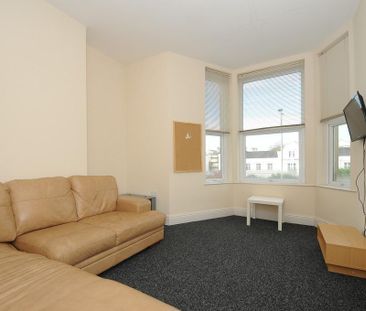House share to rent - Photo 1