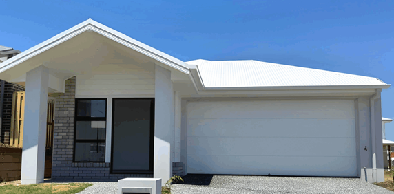 First week half rent!! Stunning BRAND NEW 4-Bedroom Family Home - Available Now! - Photo 2