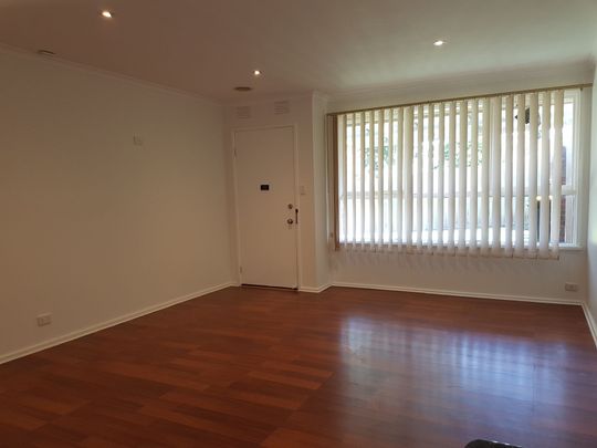 Unit in a Desirable Noble Park Location - Photo 1