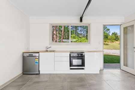 2662a Bundaleer Street, Belrose NSW 2085 - House For Rent | Domain - Photo 4
