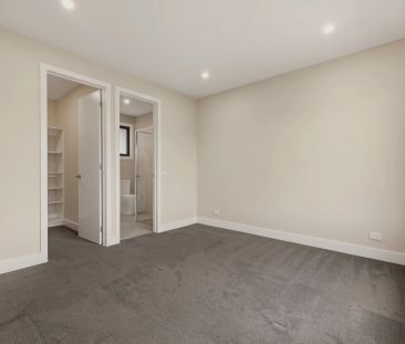 Modern Family Home In the Heart Of Carrum Downs - Photo 6