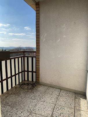 Traumhafter Ausblick in die Ferne! Wundervolle 2-Zimmer-Wohnung mit Balkon - Foto 1