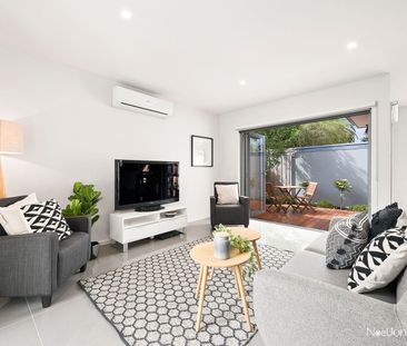 2/44 Junction Road, BLACKBURN NORTH - Photo 3