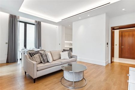 Stunning bright and spacious lateral one bedroom apartment with terrace, 24 hour concierge, swimming pool, gym and underground parking. EPC rating: B | Council Tax Band G - Photo 2