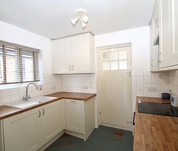 3 bedroom detached house to rent - Photo 6