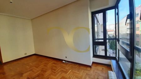 Piso de alquiler en Calle Campoamor, Salesas - Foncalada - Campoamor - Foto 3