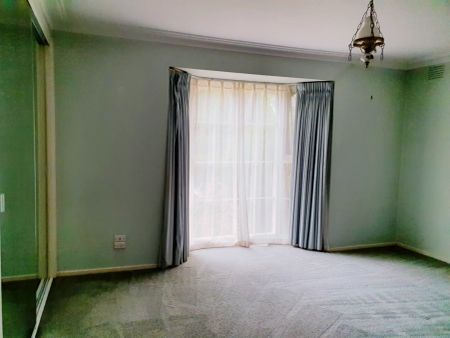 3 Bed, 2 Bath - Photo 4