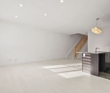 For Lease - 233 Pingwi Place, Blossom Park - Airport and Area, Ontario - Photo 3