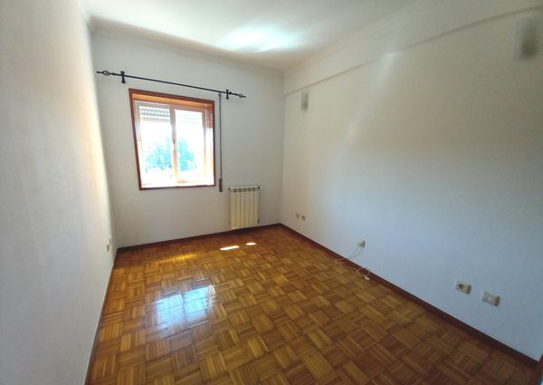 3+1 bedroom flat with balconies in Esgueira!
