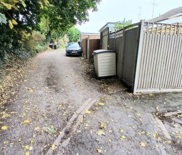 Burghley Close - Photo 4