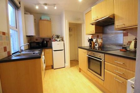 Biddlestone Road, Newcastle Upon Tyne, Tyne And Wear, NE6 - Photo 4