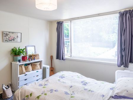 Tidy One bedroom flat - Available in November - Photo 2