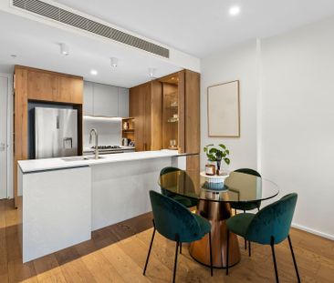 Contemporary One Bedroom Plus Study in Enclave Residences - Photo 5