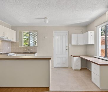Neat & Low-Maintenance Two Bedroom Unit in the Heart of Wembley - Photo 6