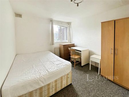 house to rent Crowland Way, Cambridge, Cambridgeshire, CB4 - Photo 2