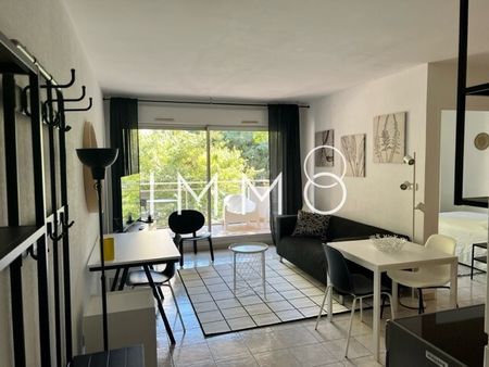 Location Appartement 2 pièces 34m² MARSEILLE 6ème - Photo 3