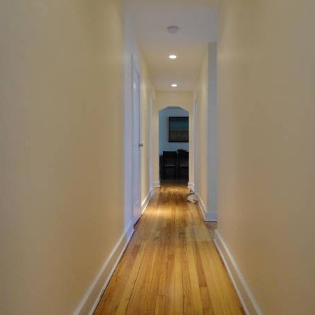 Fully Updated 2BR off of Beechwood - Photo 3