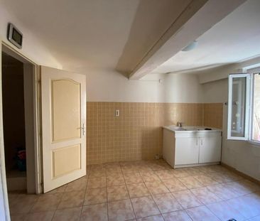 Location Appartement 3 pièces 47m² ST MAXIMIN LA STE BAUME 83470 - Photo 3