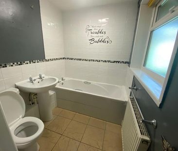 2 bedroom house to rent - Photo 3