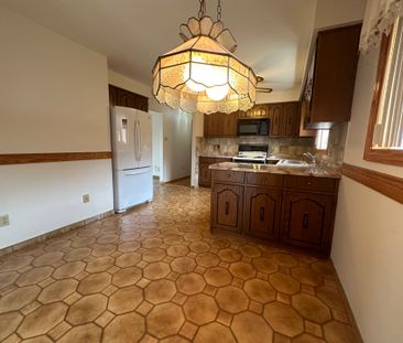 For Lease - 118 Antigua Road, Mississauga, Ontario - Photo 6