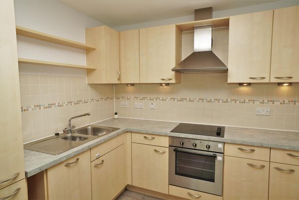 Azure West, The Hoe, Plymouth - Photo 1