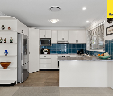 Spacious Family Home - Photo 4