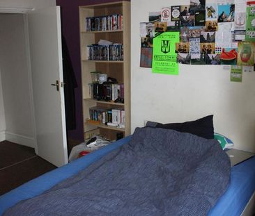 3 bedroom flat to rent - Photo 6