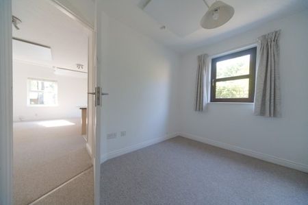 Pine Court, Impington - Photo 4