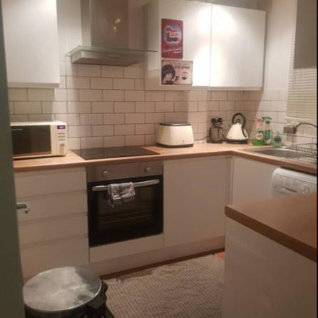 Studio Flat, Hawes Street, N1 - Photo 1