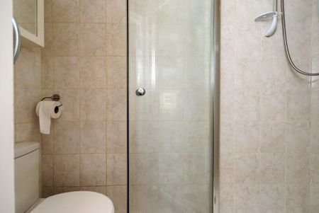 Ravensbourne Road, Bromley, BR1, London - Photo 5